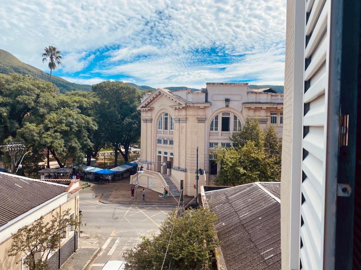 Hotel Thermas Da Mantiqueira - Pocos De Caldas - De Frente Para A Praca Central E Relogio Floral Экстерьер фото