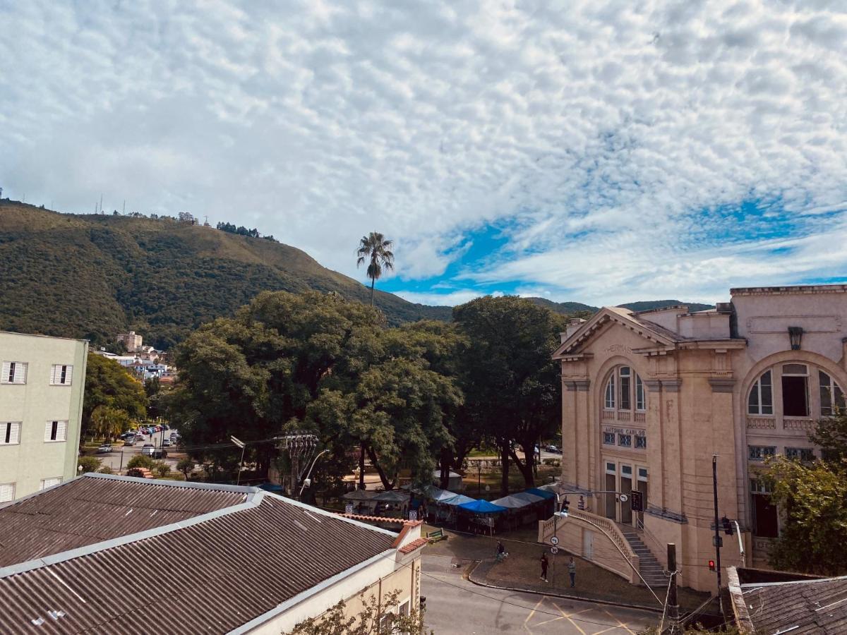 Hotel Thermas Da Mantiqueira - Pocos De Caldas - De Frente Para A Praca Central E Relogio Floral Экстерьер фото